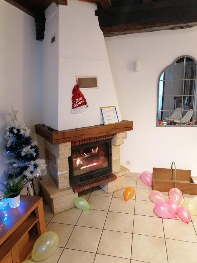 Maison De Village Saint-Barthélemy-de-Vals Eksteriør bilde